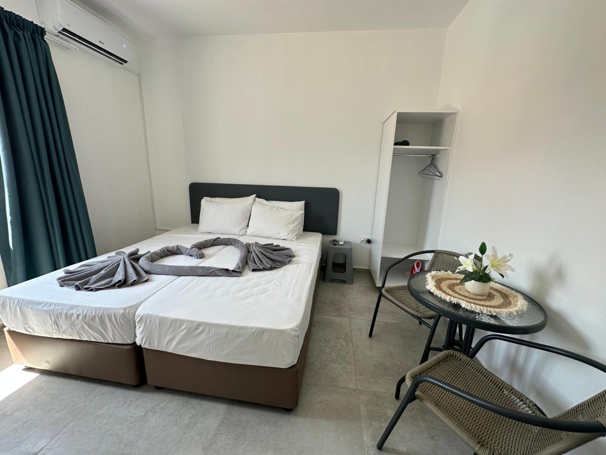 Sun Plaza Suites - Adults Only Айя-Напа Екстер'єр фото