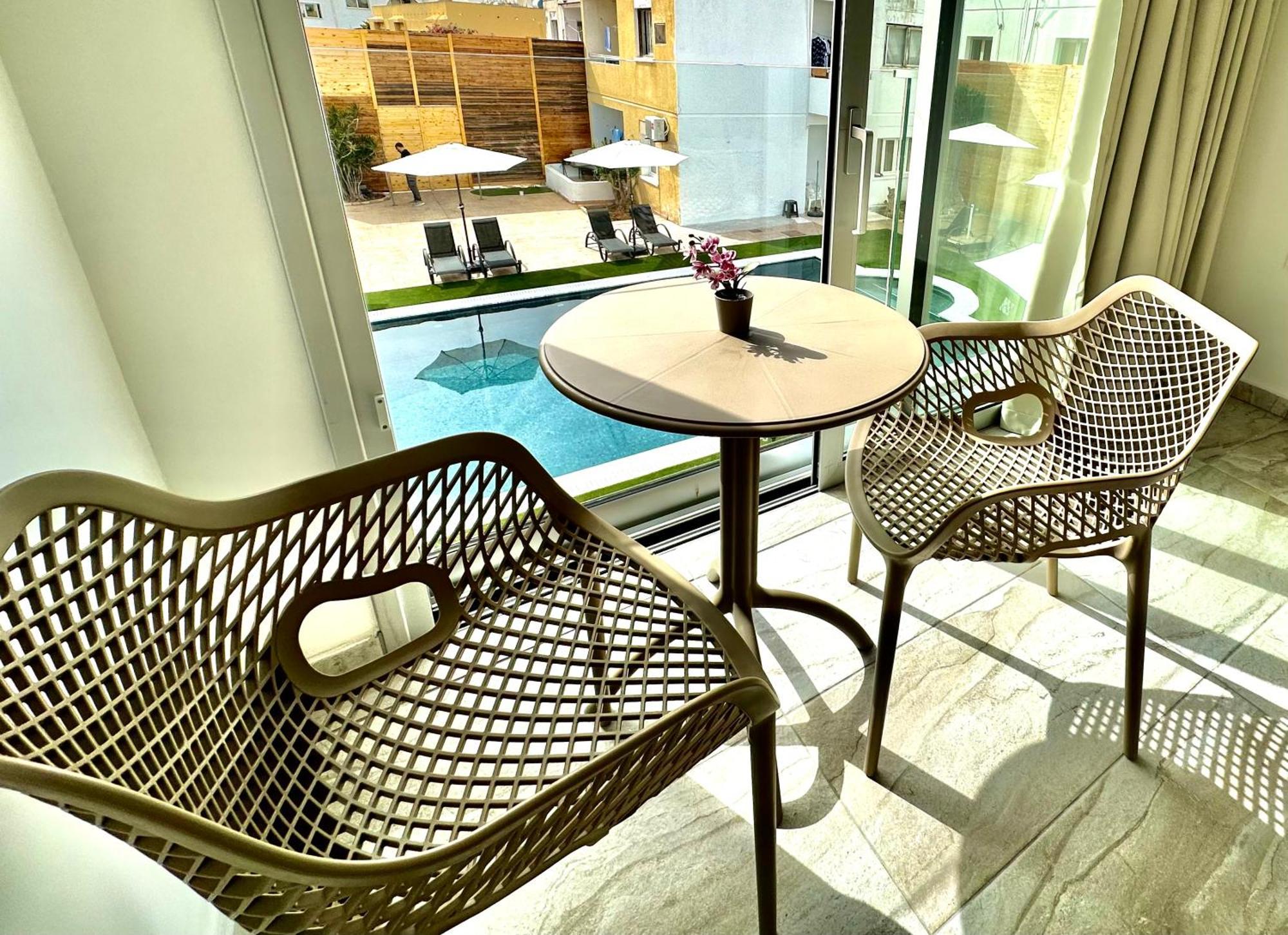 Sun Plaza Suites - Adults Only Айя-Напа Екстер'єр фото
